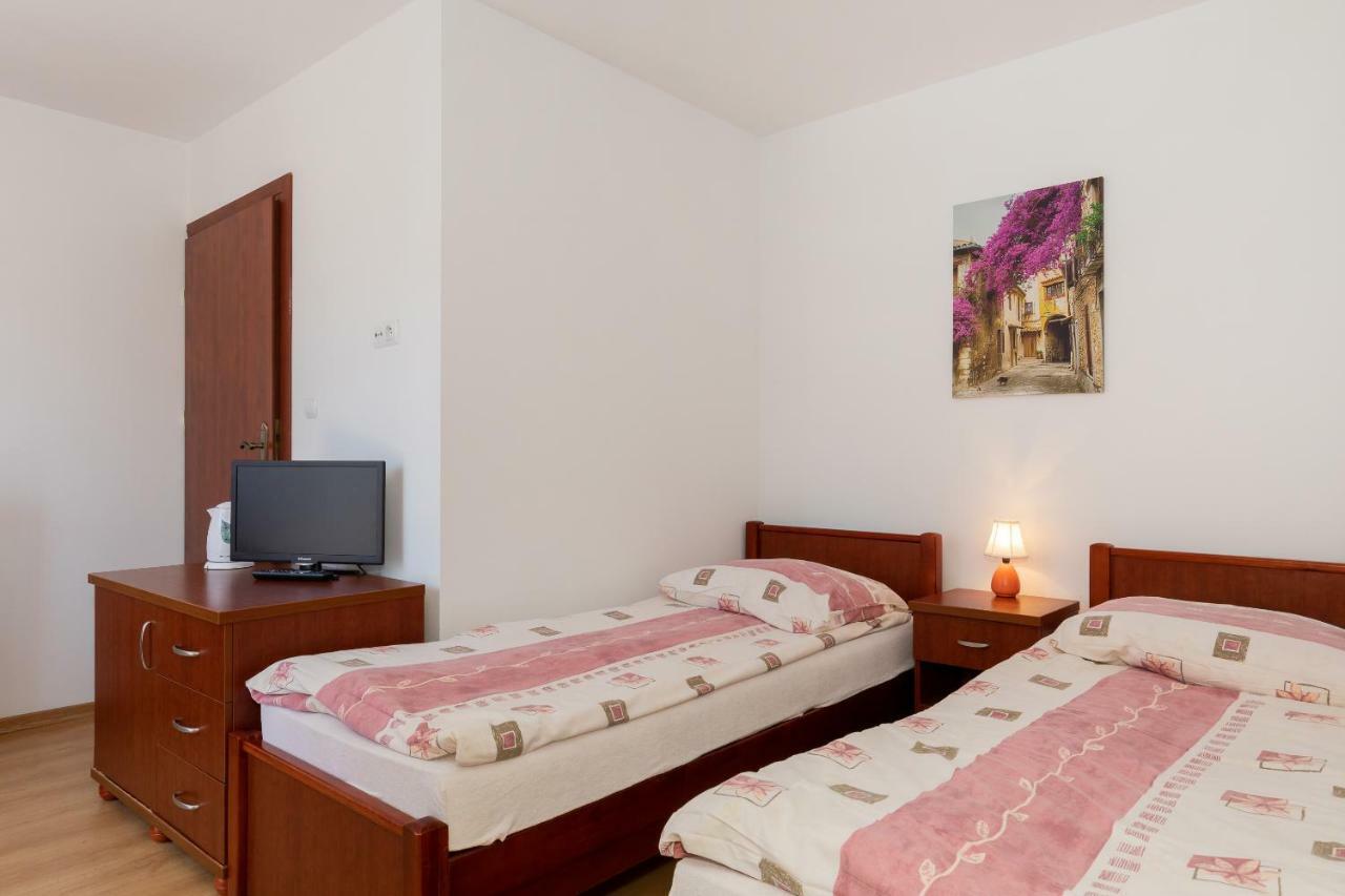 Ferienwohnung Krab 2 Rewal Exterior foto